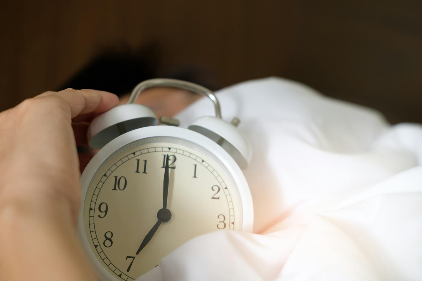 How does a Digital Alarm Clock work? article illustration