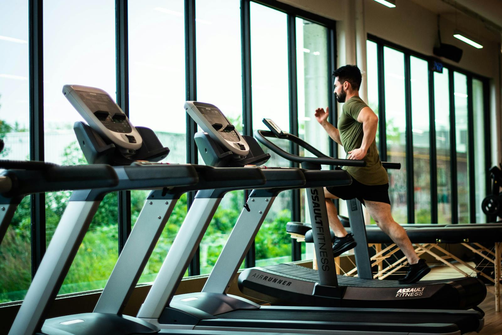 How does a Smart Indoor Bike Trainer work? article illustration